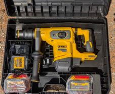 DeWalt 54v SDS-Max Hammer Drill 2 x 6Ah Kit - New