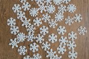 47 mini snowflakes