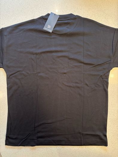 Carpe Omnia Bold Logo T-Shirt Black - Size Small