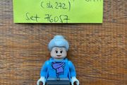 Lego minifigure Aunt May - 2016