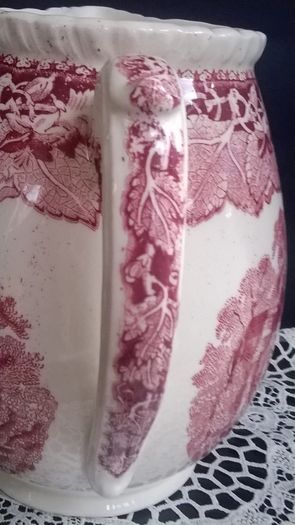 Vintage MASON'S Patent Ironstone China 50 oz Pitcher with Rope Edge in the Red & White VISTA Pattern