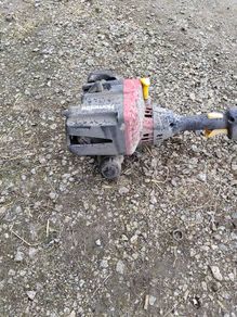 strimmer needs carb or seals