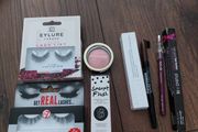 Makeup bundle