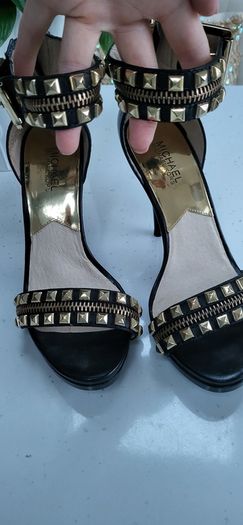 Michael Kors black and gold sandals Sz 40 (Fit 7-7.5UK) - Bnwot Rrp 240
