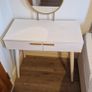 Vanity desk with mirror Image 2