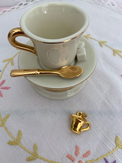 Lenox Treasures Trinket Box "Time For Tea"