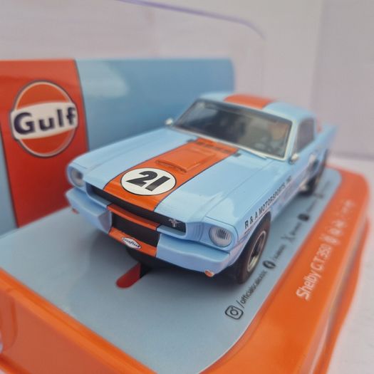 Scalextric C4570 Shelby GT350 Gulf Edition Slot Car  (touring classic muscle)