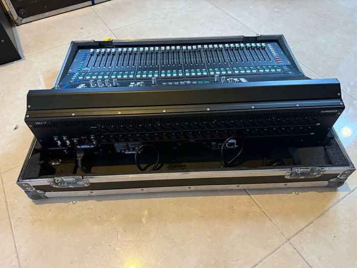 Allen & Heath SQ7