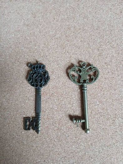 Vintage ornate keys