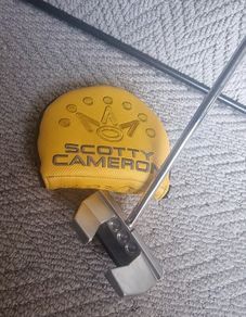 Scotty Cameron 5.5s Center shaft