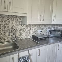 Art Deco Black and Cream Wall Tiles