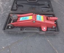 car jack