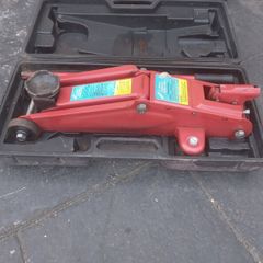 car jack