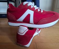 Clarks trainers