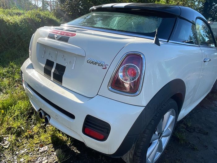 2012 Mini Cooper S Coupe  Breaking For Parts