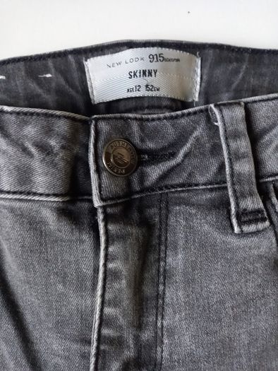 Girls jumper and jeans