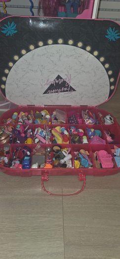 LOL doll house bundle