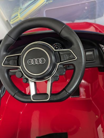 Toy electric car
