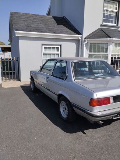 Bmw 320 (e21)