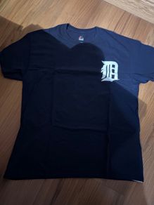 Detroit tigers baseball T-shirt