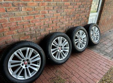 19" Jaguar F Pace Portfolio Alloys/Tires
