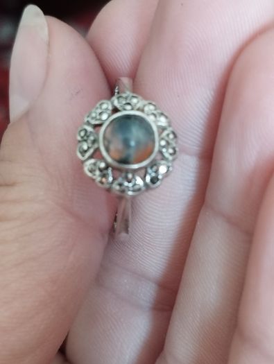 Sterling Silver Ring with Labradorite and Marcasite.