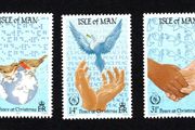 1986 Isle of Man Christmas and International Peace Year Commemorative Stamps Mint Never Hinged (MNH)