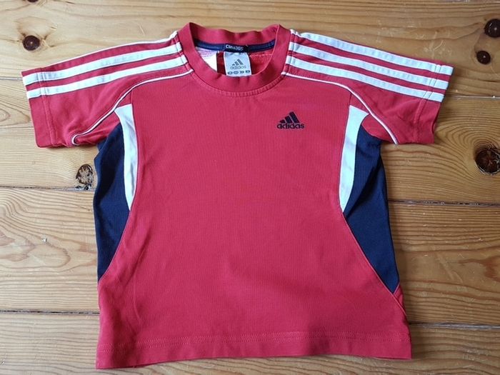 Age 3-4 ADIDAS Teeshirt