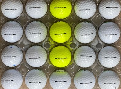20 used Seed SD-15 golf balls