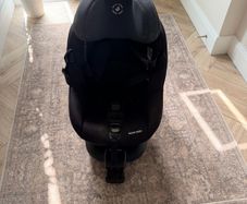 Maxi Cosi Mica car seat x 2
