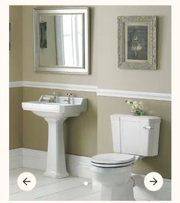 BNIB Luxurious White Vintage-Style Ceramic Sink