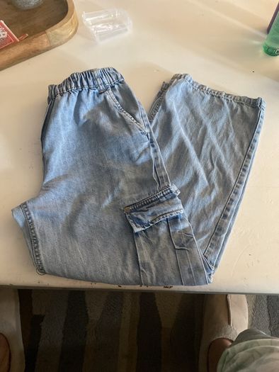 girls jeans age 11-12  (25inch waist)