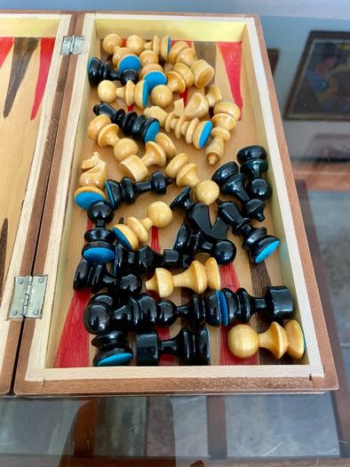 Vintage Decorative Foldable Chessboard with Hand Carved Detail and Chess Pieces 26 cm Square