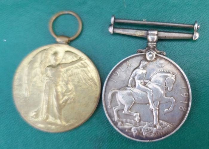 Ww1 1914 Pair Royal Irish Fusiliers War & Victory Medals