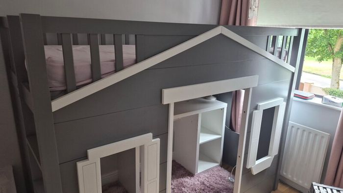 Kids bed