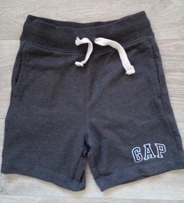 Kids GAP shorts size 4-5Y