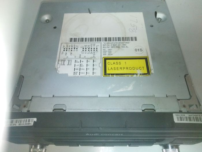 Audi A4 B7 /B6 Audi Concert Double Din CD/radio stereo headunit 8EO 035 186 AL