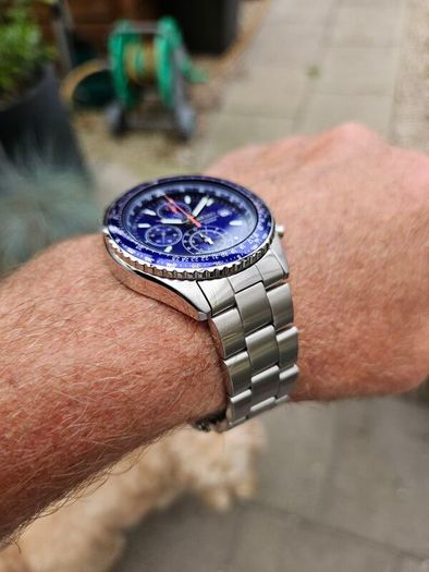 Watch Seiko Pilot Chronograph.