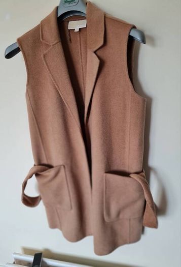 Michael kors belted sleeveless waistcoat Size medium tan wool In excellent condition