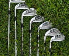 Taylormade rsi2 irons (left handed)