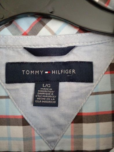 Tommy Hilfiger shirt size L