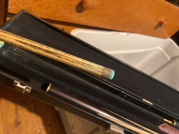 Cue Craft 18oz - 3 part snooker cue, case