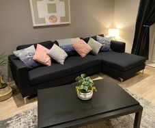 Corner suite