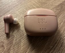 Earbuds JBL