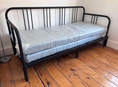 IKEA Fyresdal day bed / sofa bed