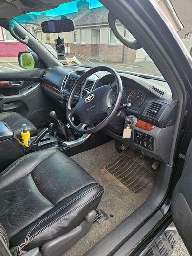 toyota land
