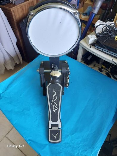 YAMAHA DD-65 Digital Percussion and Fame DD602 V2 Electronic Drum Kit and MS20 Music Stand plus all accessories