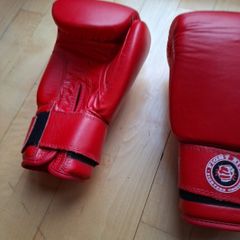 Boxing gloves