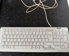 Acer Keyboard and mouse.