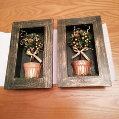 Decorative Wall Plaques Pair